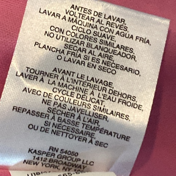 Jones New York Pink and White Paisley Blouse Top with Bell Sleeves size M - Picture 6 of 7